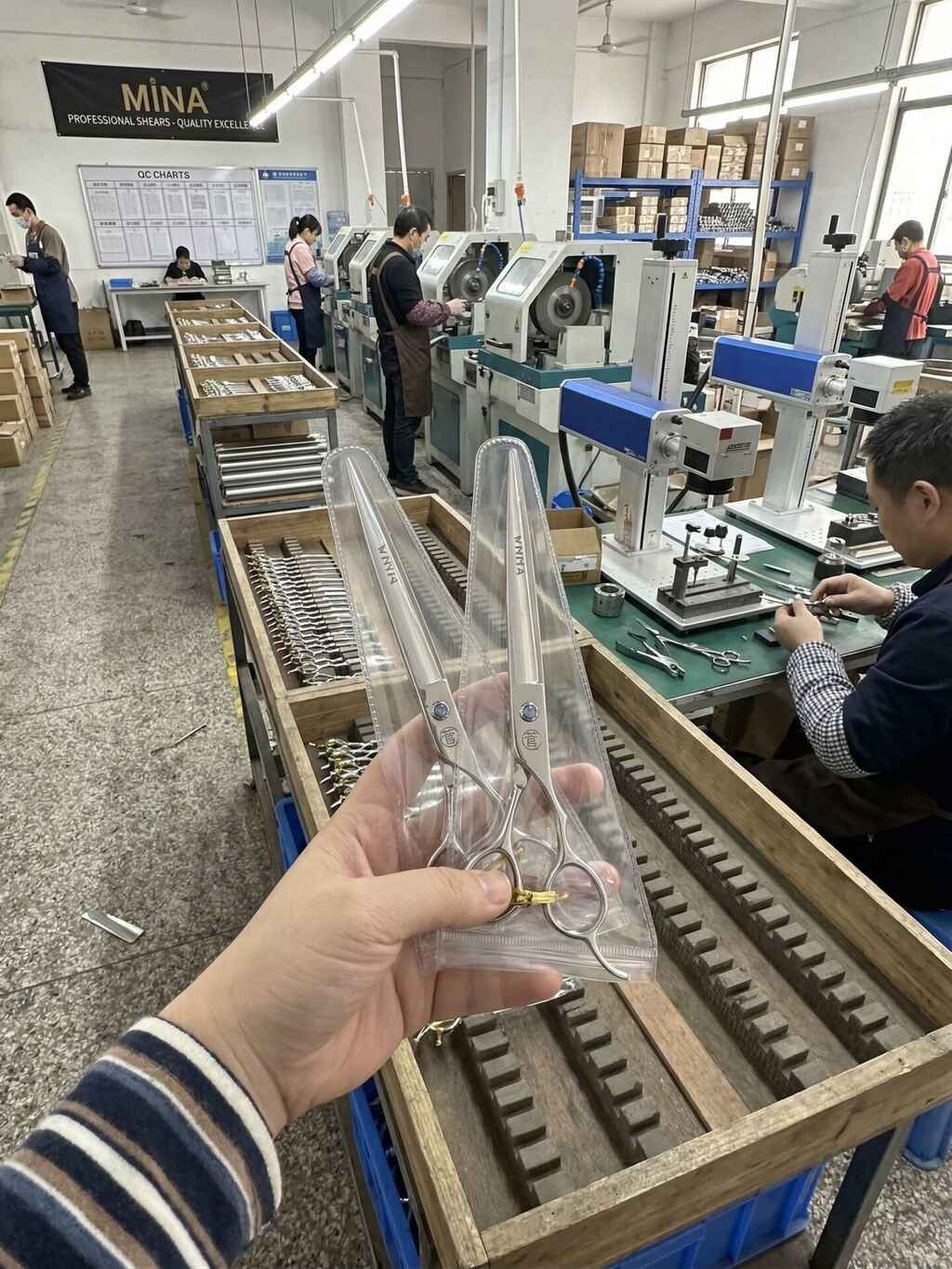 Mina Scissors retail display cabinet with organised professional scissor collection in a Tokyo shop